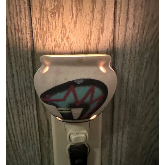 Southwest Native American Bear Night Light Sandpainting Pottery Artist Signed - Picture 1 of 7